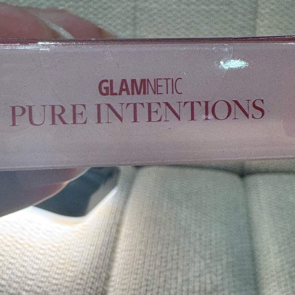 Glamnetic Press-On Nails - Short Round - Picture 2 of 4